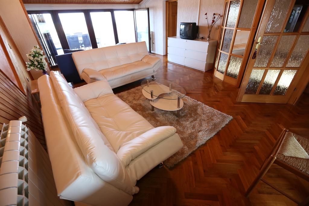 Apartments Sasha بولا الغرفة الصورة