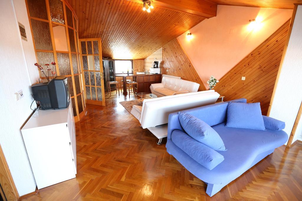 Apartments Sasha بولا الغرفة الصورة
