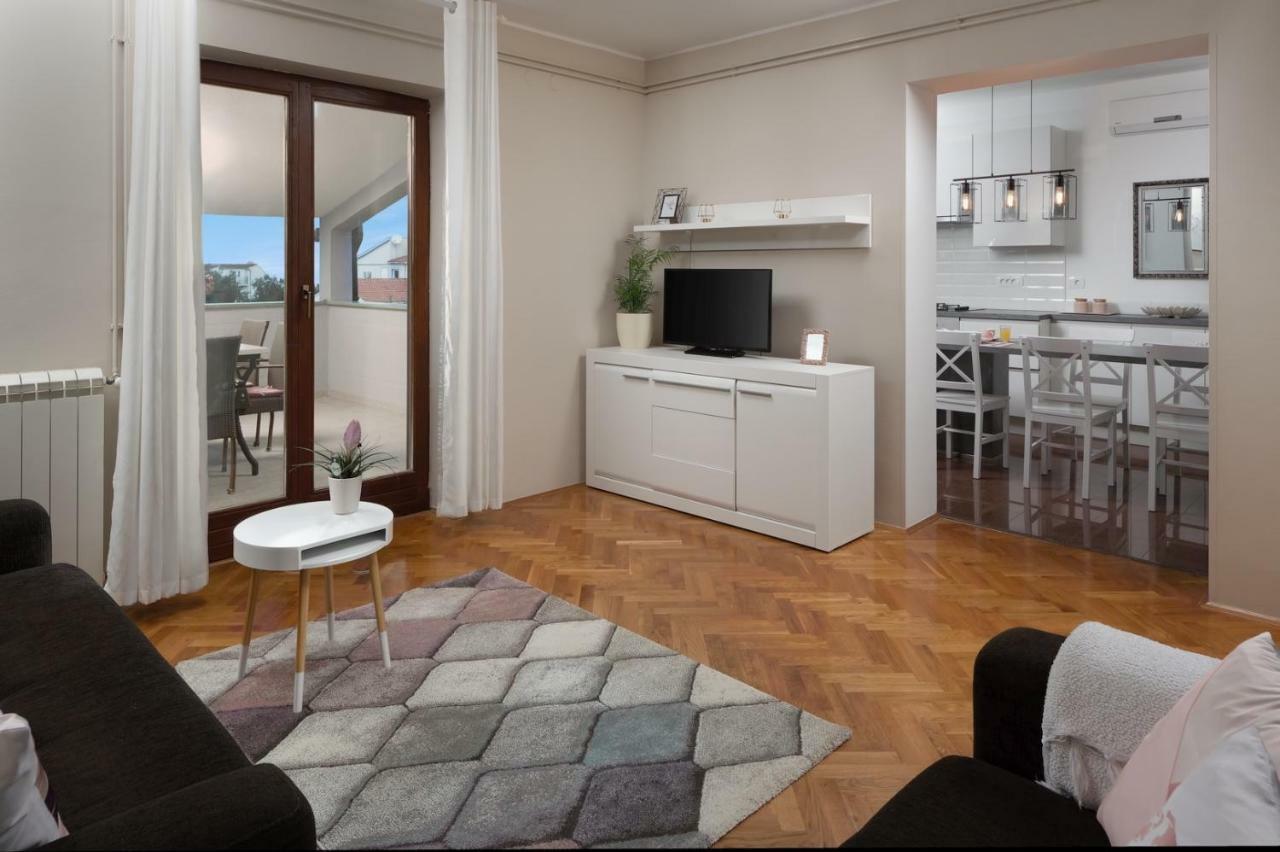 Apartments Sasha بولا المظهر الخارجي الصورة