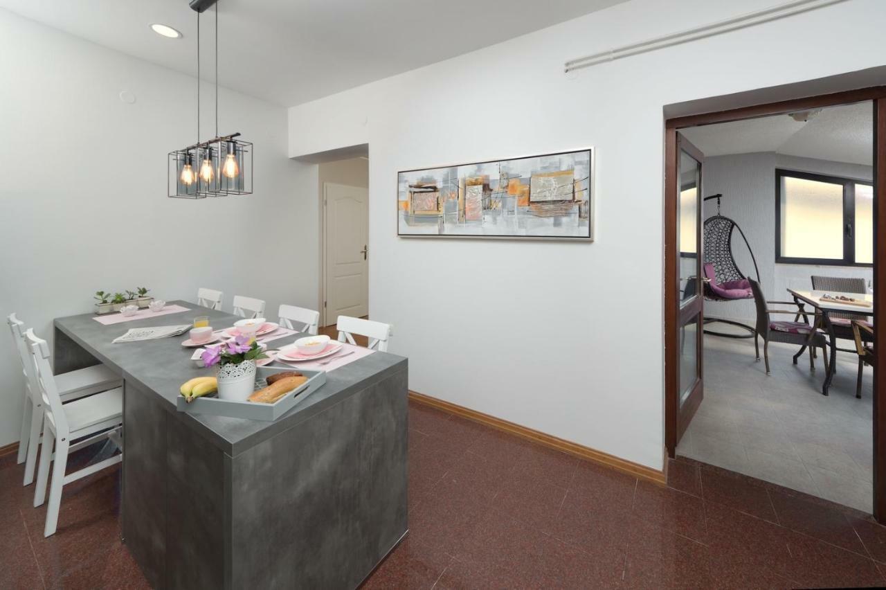 Apartments Sasha بولا المظهر الخارجي الصورة