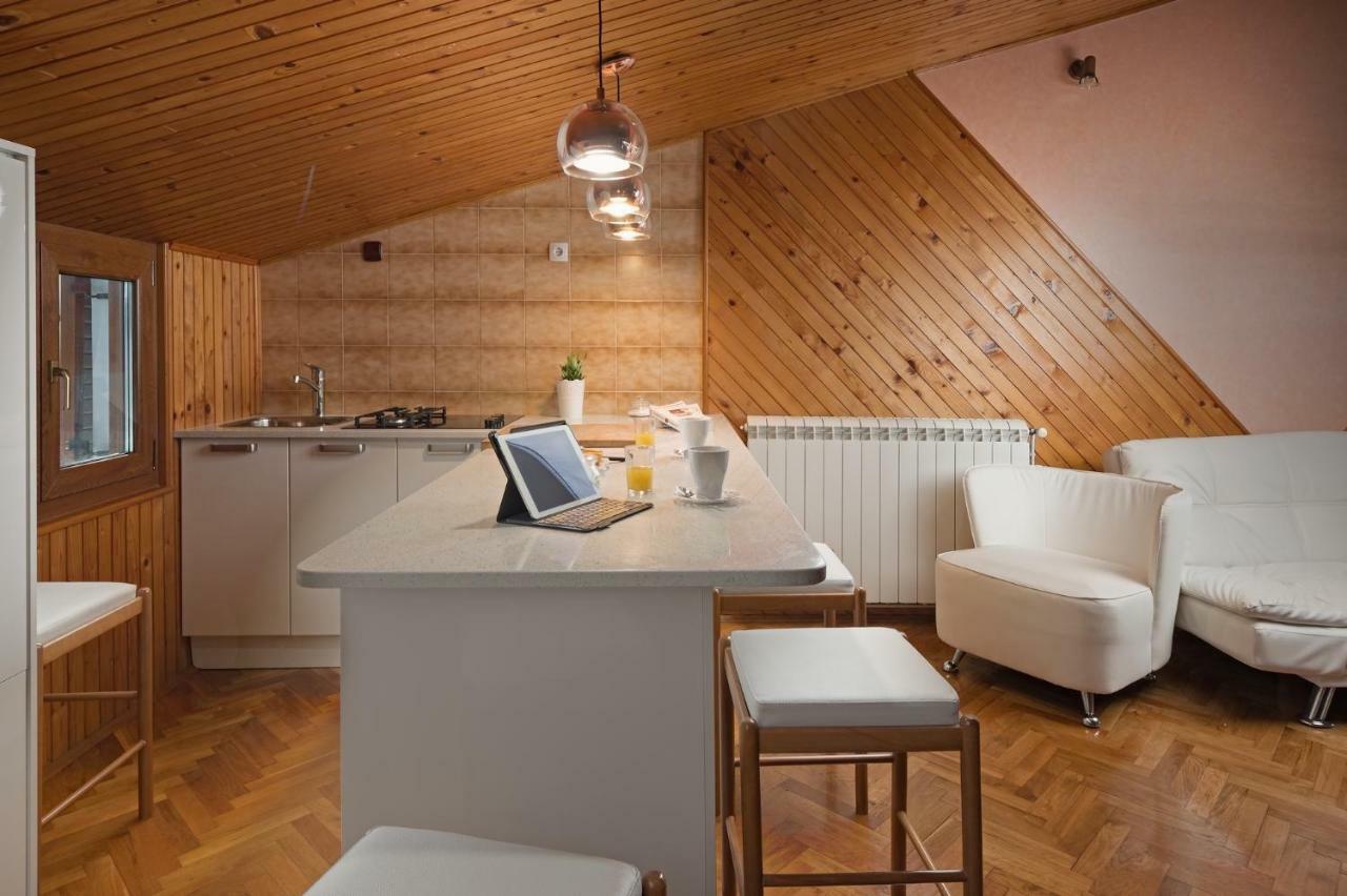 Apartments Sasha بولا المظهر الخارجي الصورة
